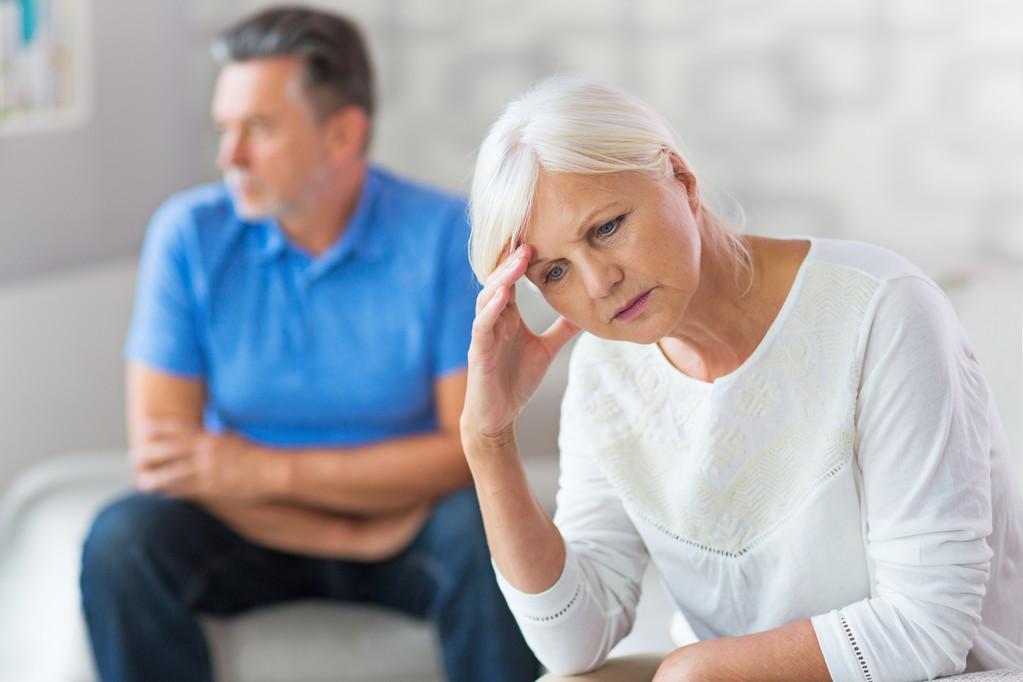 4 Unforeseen Gray Divorce Regrets: Navigating Life’s Unexpected Detour