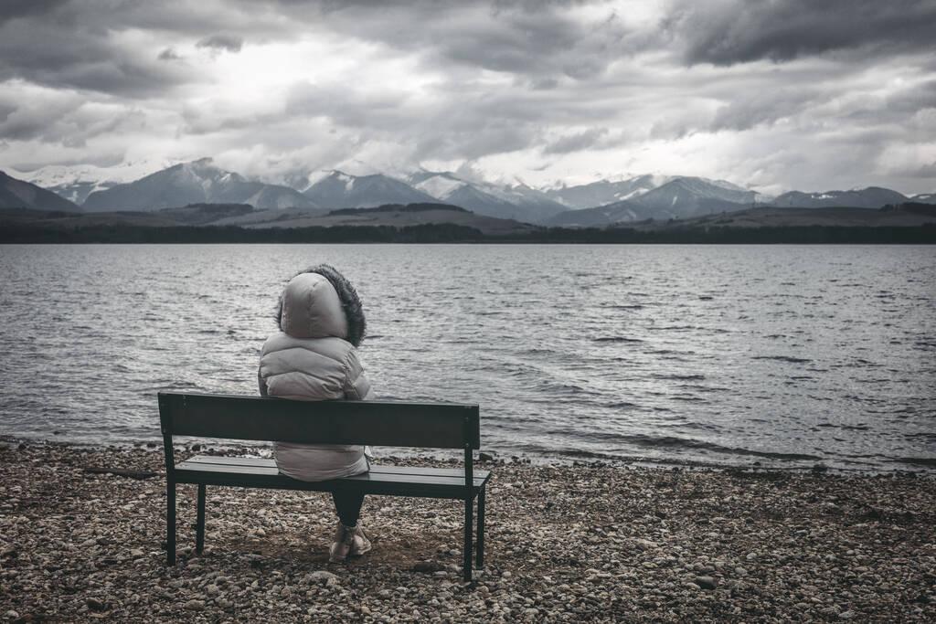 Friendship Breakups: 8 Essential Ways to Heal From Ghosting