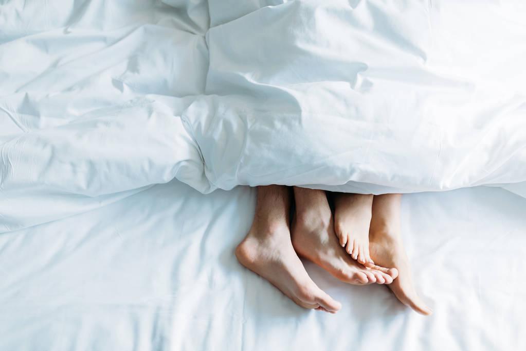 Sexless Marriages vs. Deep Connection: 15 Eye-Opening Comparisons