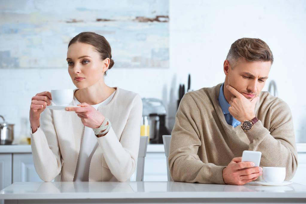 7 Harsh Realities of an Emotionally Avoidant Husband in Divorce