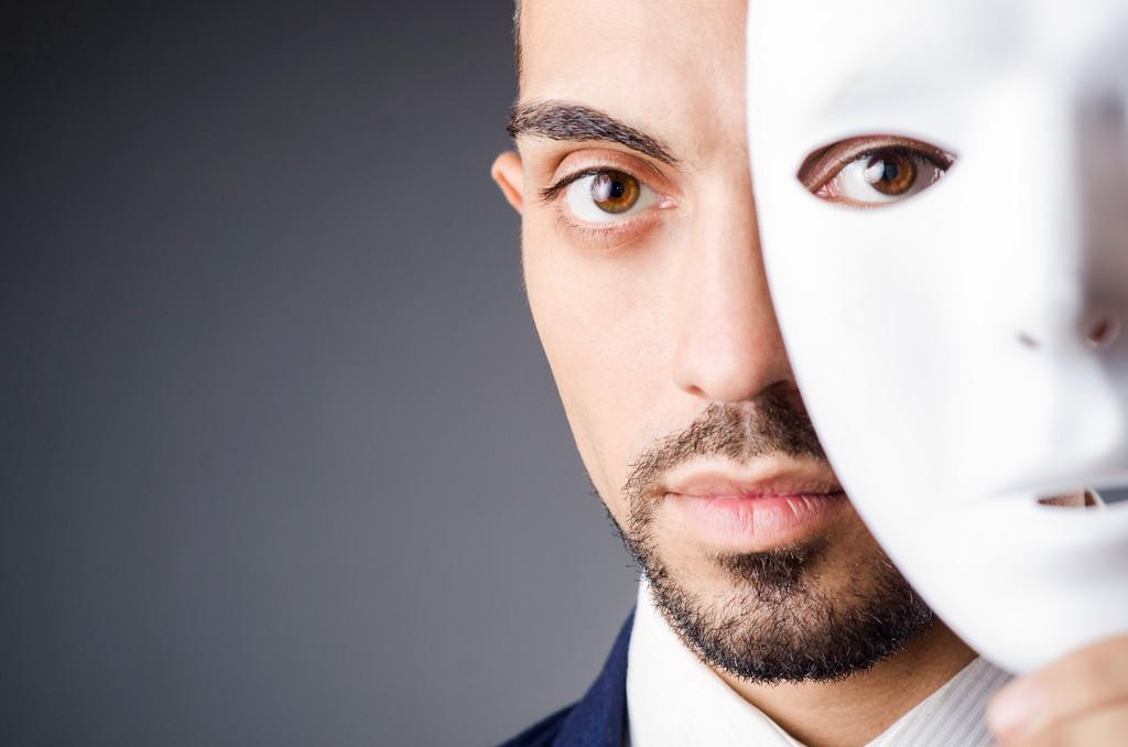 Identity Theft: You Can't Afford to Overlook These 9 Signs