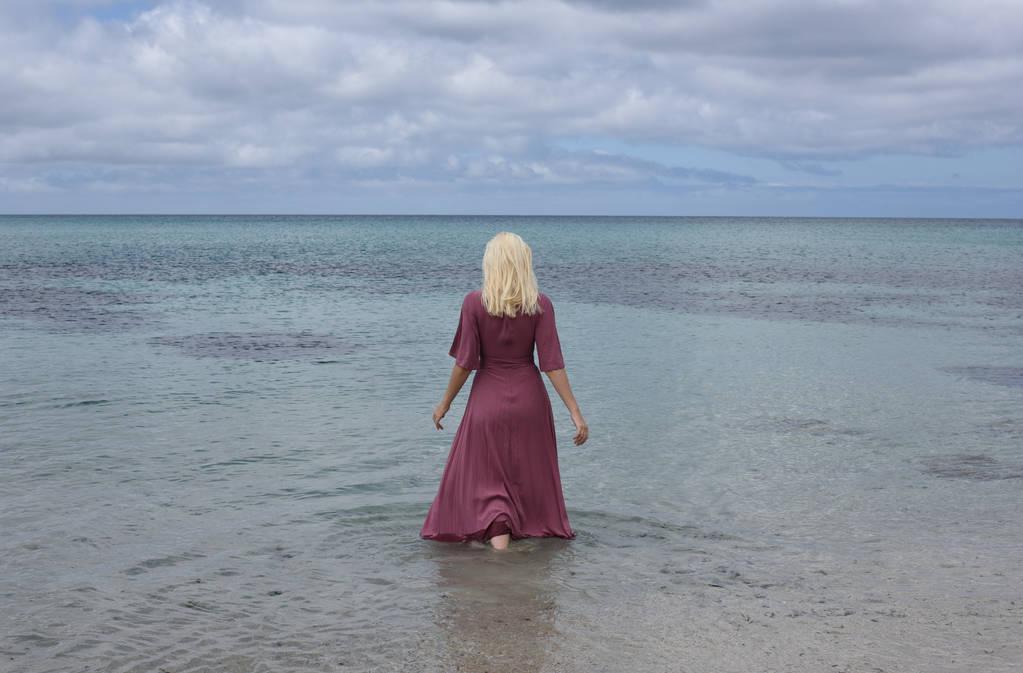 11 Hidden Points of No Return for Women in Relationships